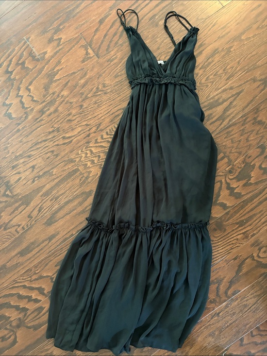 Abercrombie & Fitch Dresses & Skirts - Abercrombie & Fitch Black Maxi Dress with Spaghetti Straps
